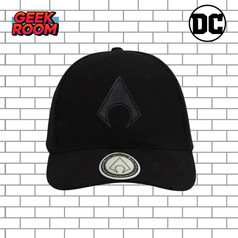 DC Comics Aquaman “Iridiscent Logo” Black